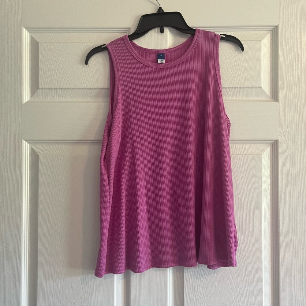 Women’s GAP tank top